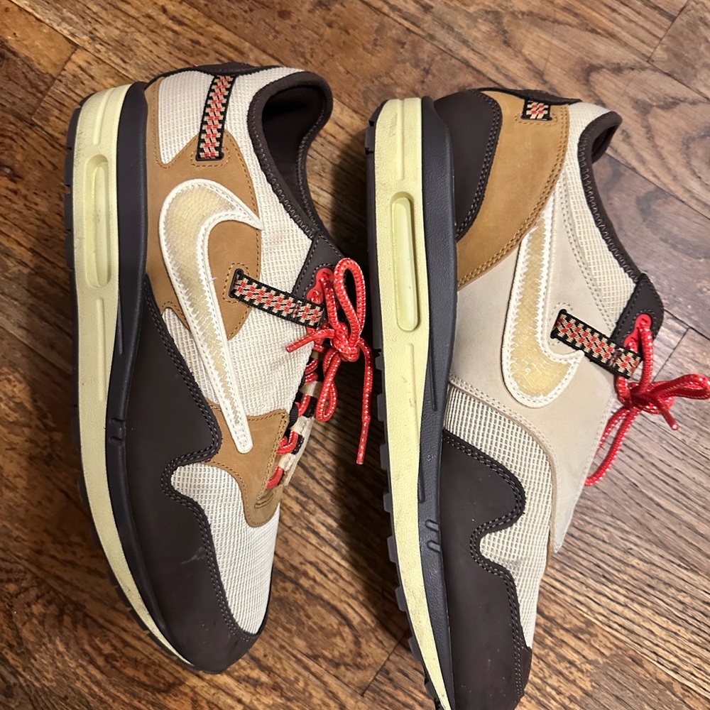 Cactus Jack by Travis Scott Cream and Brown Sneakers Size 12